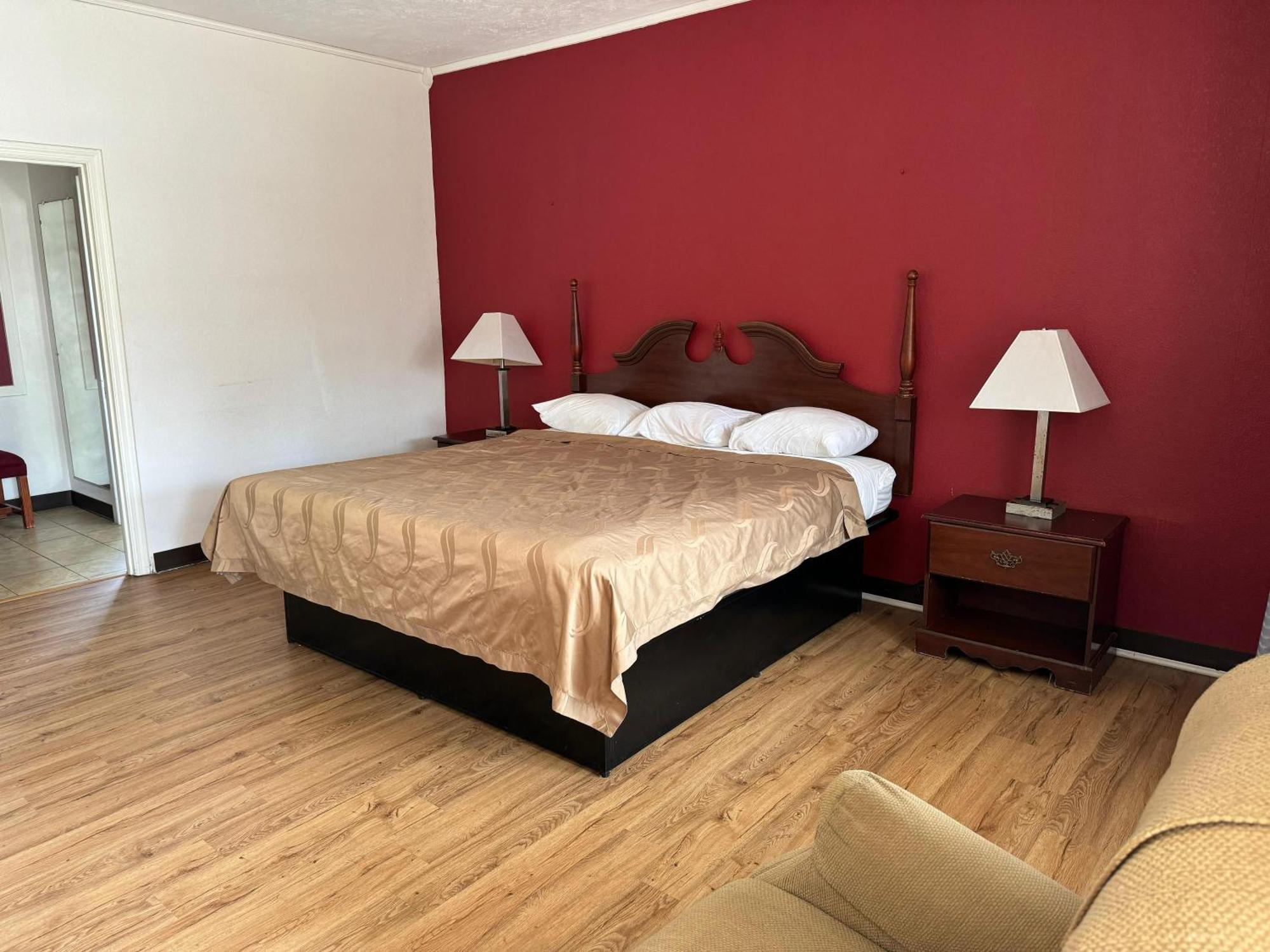 Travel Inn By Oyo Danville Us-29 Buitenkant foto